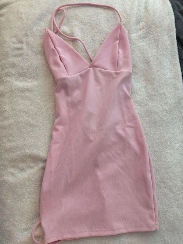 Lucy in the Sky Lace Back Bodycon Dress In Pink - Image 4