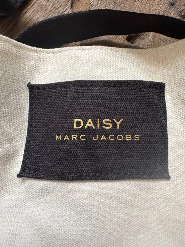 Marc Jacobs Daisy cotton canvas tote bag 12 x 12 x 4 inches - Image 5