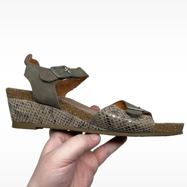 Taos “Traveler” Taupe Leather Wedge Sandals Hook & Loop Closure Women’s 8-8.5 - Image 8