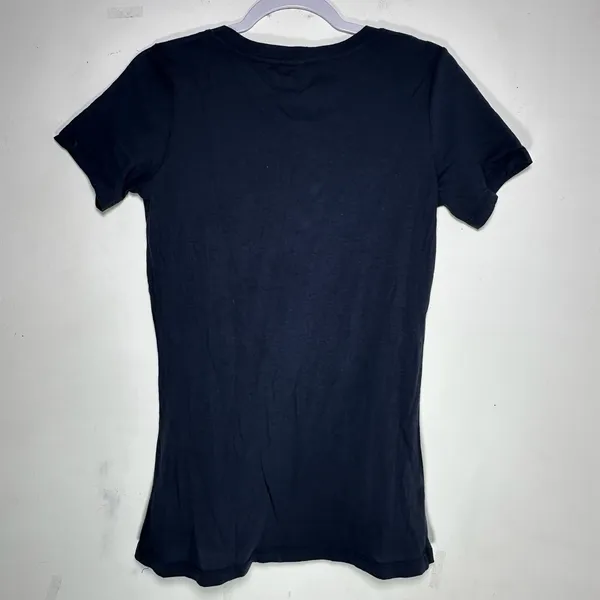 NFL Team Apparel New England Patriots Navy Blue V-Neck‎ Graphic T-Shirt Small - Image 2