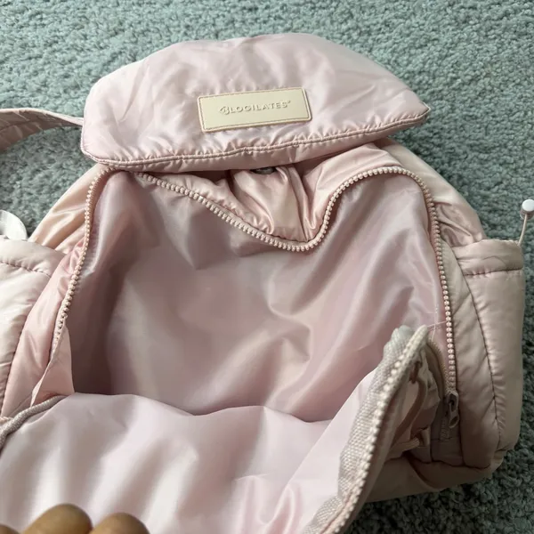 Blogilates Mini Backpack Pink NWOT Pillow Soft Bungee 7 Pocket Target - Image 7