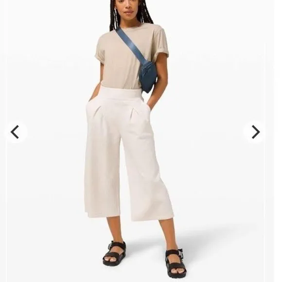 Lululemon Can You Feel The Pleat Crop Light Ivory High Rise Wide Leg Sz 2 W6BJCS - Image 7