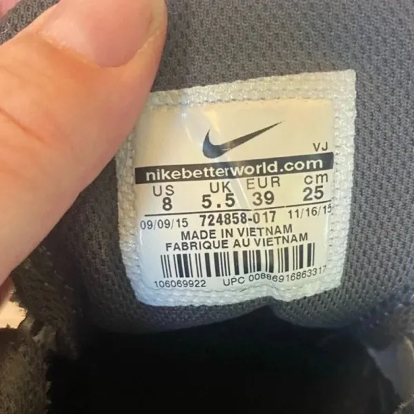 Nike FLEX‎ TR5 women’s size 8 GRAY PINK - Image 6