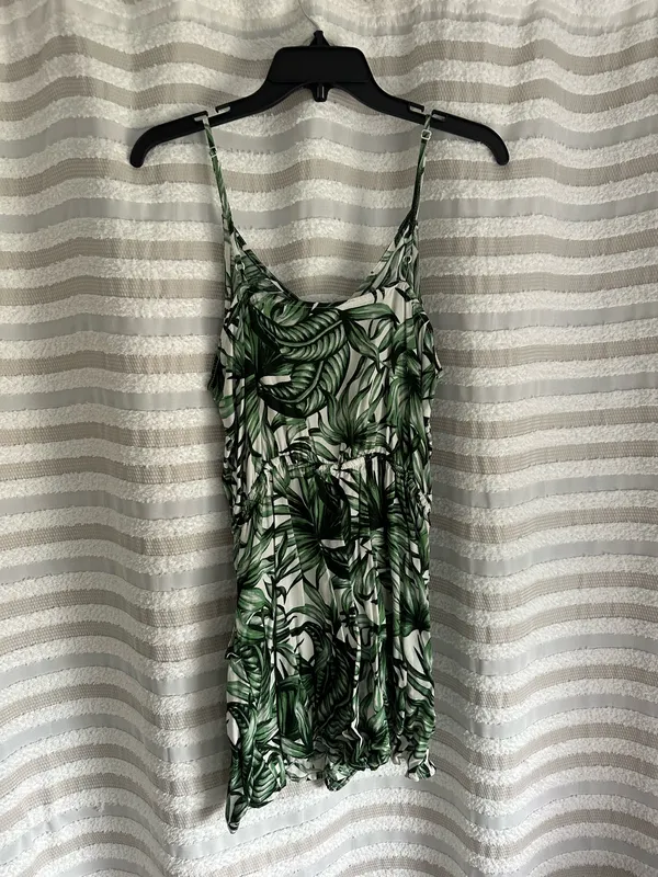 Divided Floral vacation romper - Image 4
