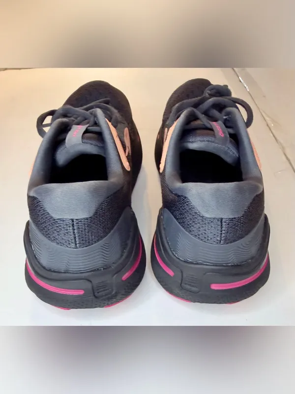 Brooks Ghost Max Womens 7.5 B Black Papaya Raspberry Running Shoes - Image 3