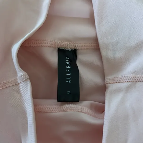 Allfenix Biker Shorts Pink Size XS - Image 2