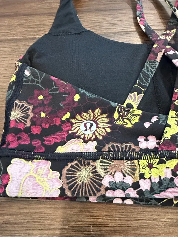 Lululemon Athletica Floral Black & Pink Sports Bra Size 6 - C53-024 - Image 3
