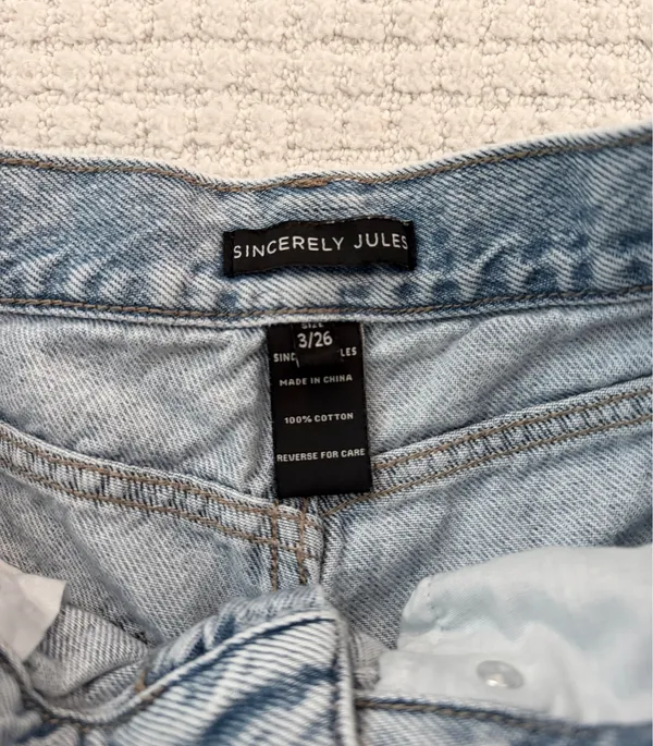 Light wash denim jean jorts - Image 3