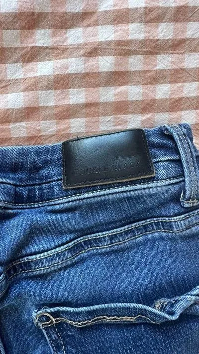 Buckle Bootcut Jeans - Image 4