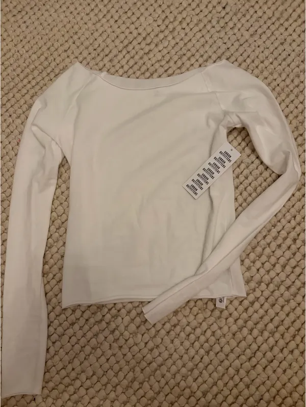 White Off-The-Shoulder Urban Outfitters Top - Image 3