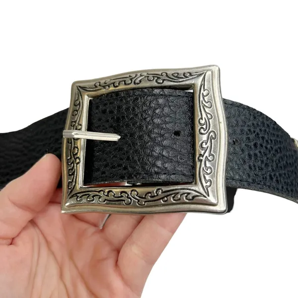 Black Pebbled Faux Leather Square Silver Vine Pattern Buckle Belt - Image 2