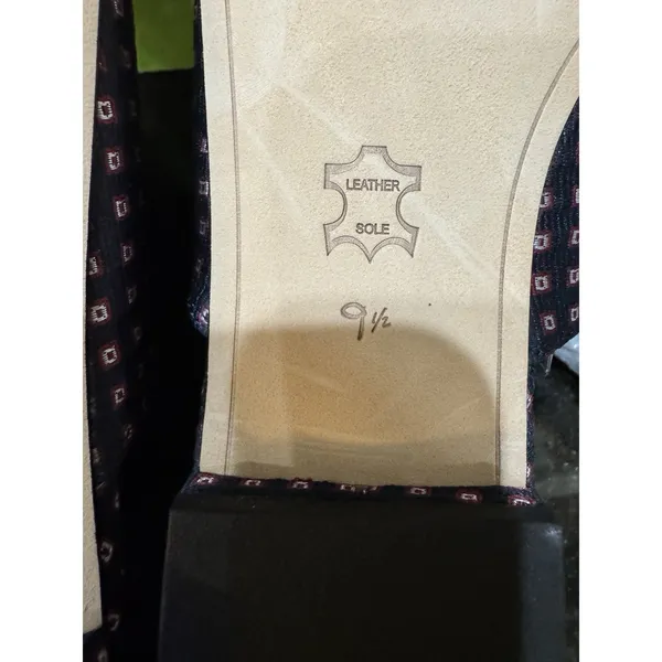 Sam Edelman Theodora Flats in a navy blue and pink geometric print‎ Size 9.5 - Image 8
