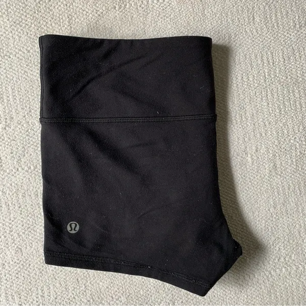 Lululemon Short - Image 3