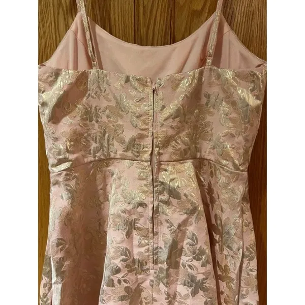Trixxi‎ Light Pink with Gold Flowers Fit & Flare Mini Dress Juniors Size Medium - Image 5