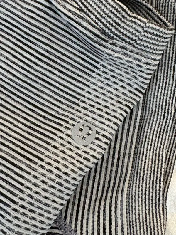 Lululemon Swiftly Tech Short Sleeve Shirt - Image 3