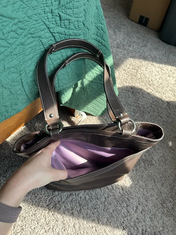 Vintage Coach Pebbled Penelope Tote Bag - Image 4