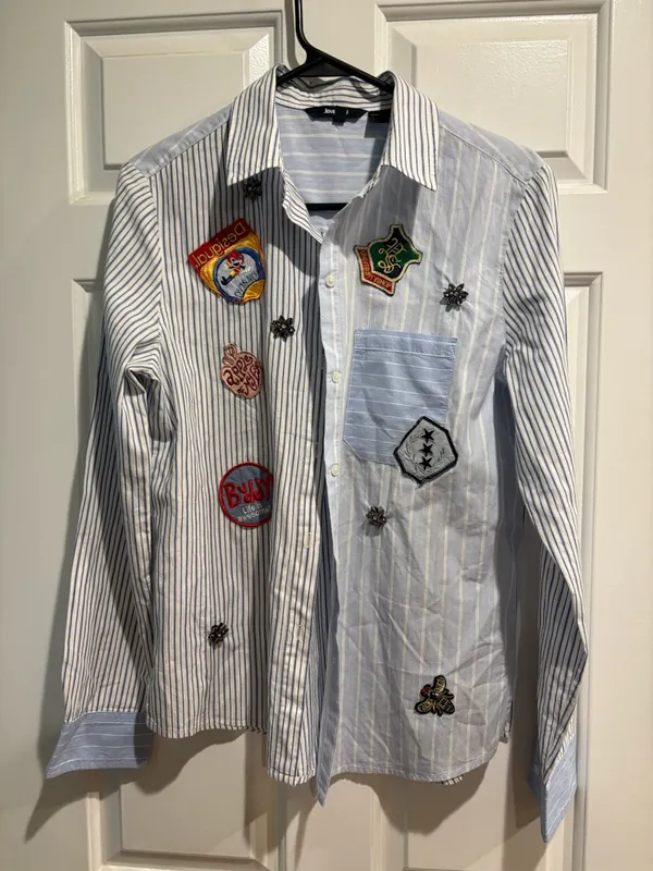 Desigual Lian shirt button down patches rhinestones blue white stripes sz S - Image 3