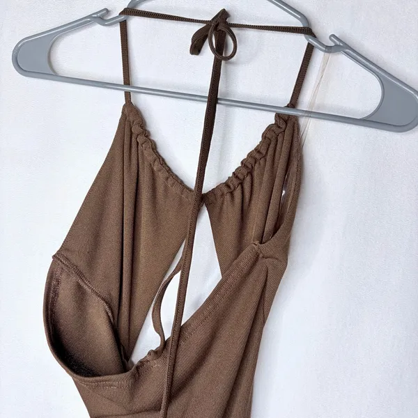 Meshki Maddie Ribbed Chocolate Brown Maxi Dress - Image 6