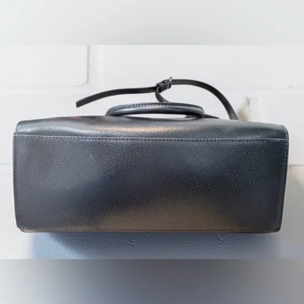 Kate Spade Lana Grove Street Black EUC - Image 5