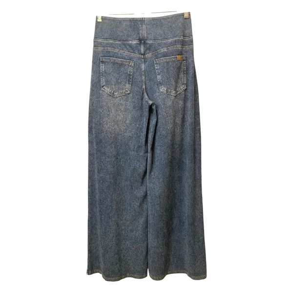 Halara Flex High Waisted Wide Leg Jeans in Medium Blue Wash Size Medium EUC - Image 2