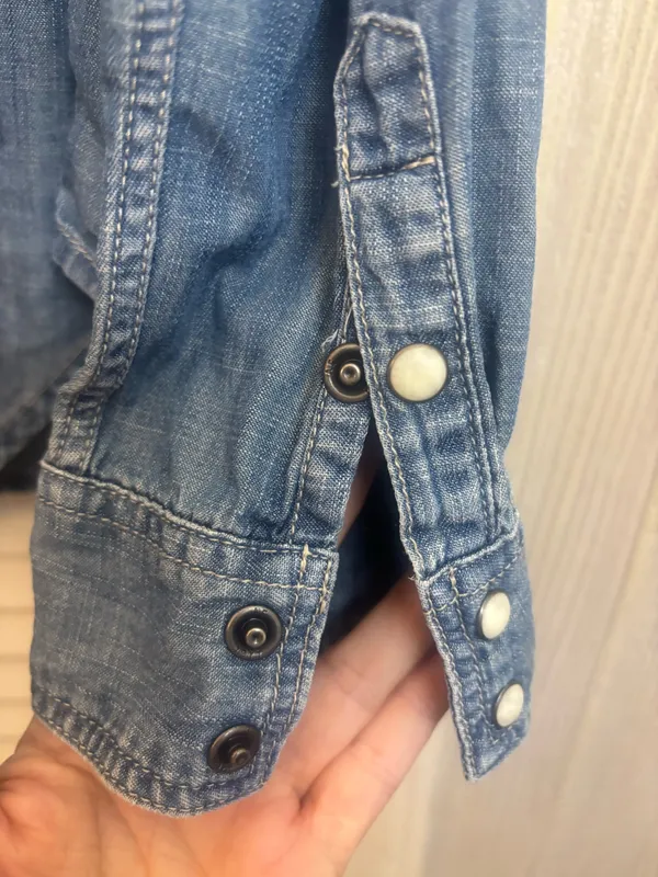 American Eagle Denim Shirt with Pearl Snaps - Image 7