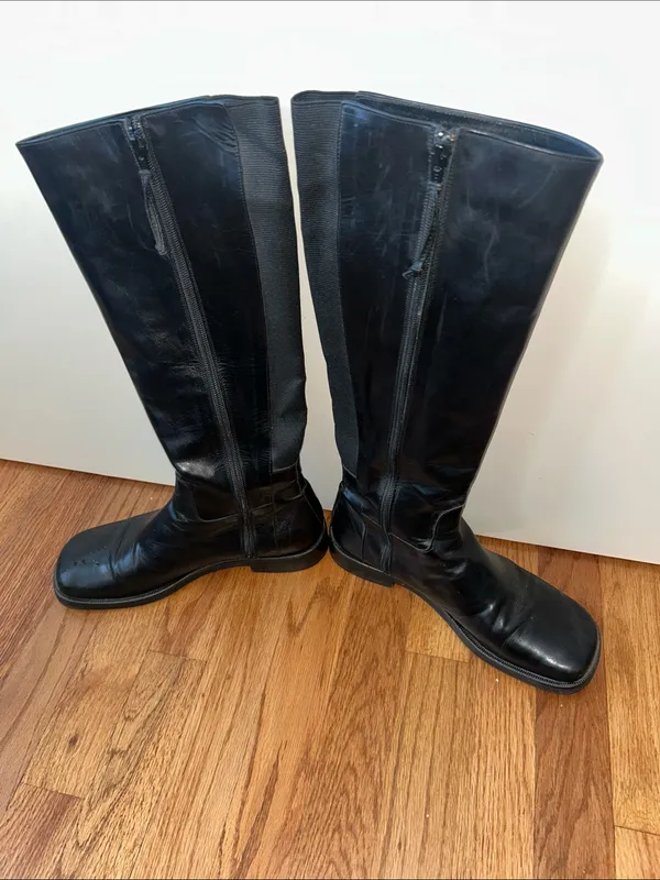 Donald J. Pliner Womens Black Leather Tall Zip Riding Boots size 8 - Image 2