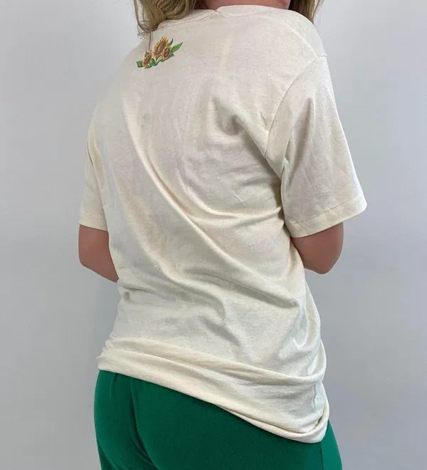 Fruit of the Loom Vintage Sunflower Seeds Tshirt - Image 3