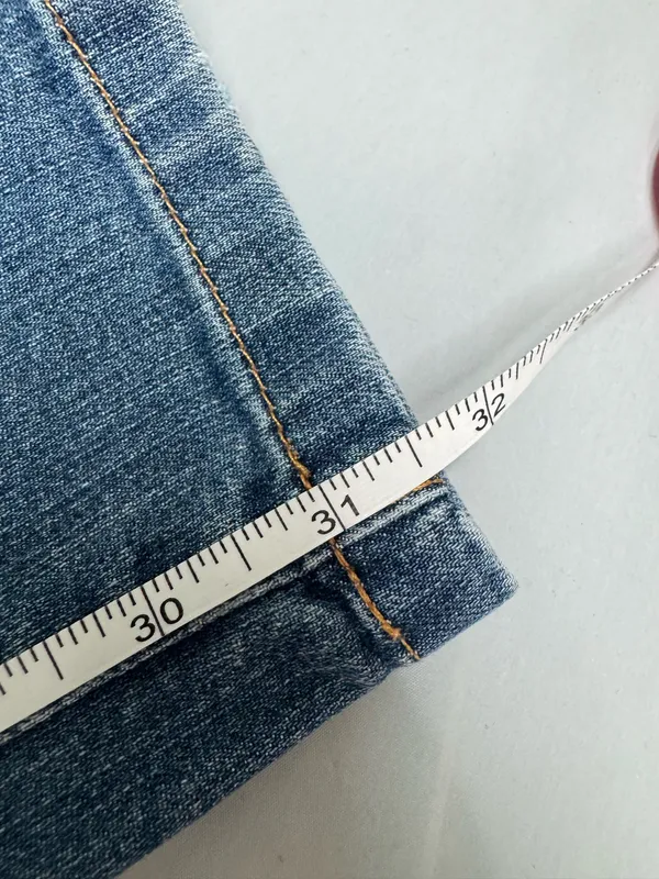 L.L. Bean Classic Fit Jeans Size 8 - Image 8