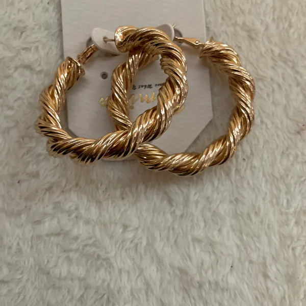 Hoops Gold - Image 3