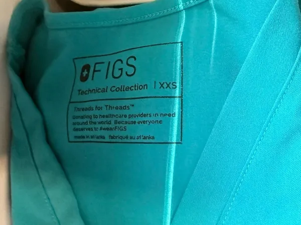 LIMITED EDITION Figs Teal Catarina Scrub Top Women’s - Image 5