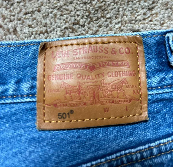Levi's 501 High-Waisted Shorts - Image 3