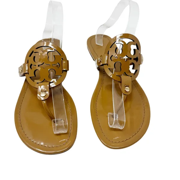 Tory Burch Miller Sandal Tan Patent Leather Logo Medallion Thong Flat Size 11 - Image 2
