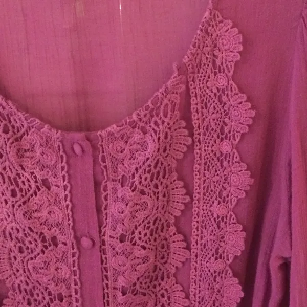 A’Reve Magenta‎ Lace Front Peasant Blouse Sheer Cotton Boho Medium - Image 4