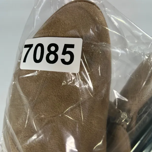 Dr. Scholl's Brief Women's‎ Ankle Booties 8M Taupe Suede Side Zip Memory Foam - Image 11