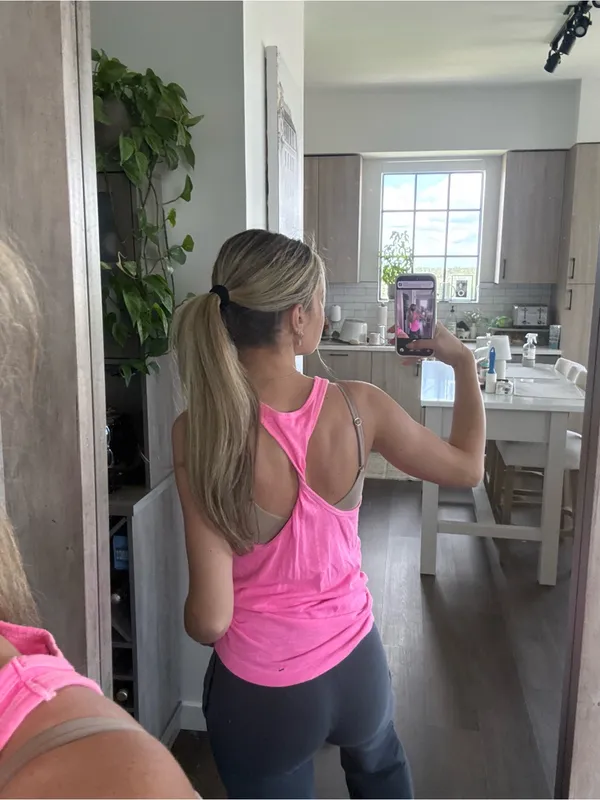 Abercrombie & Fitch Pink Scoop Neck Tank (Size Small) - Image 2