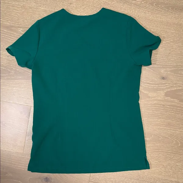 FIGS Green V-Neck Women's Top Size XXS - Image 2