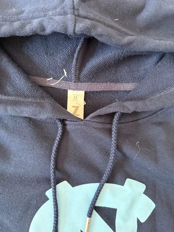 Z Brand UNC North Carolina Tar Heels Cropped Raw Hem Hoodie Sweatshirt Medium - Image 2