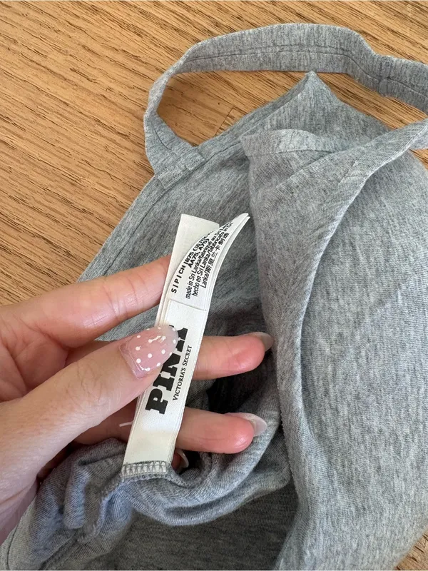 Victoria’s Secret tank top - Image 3