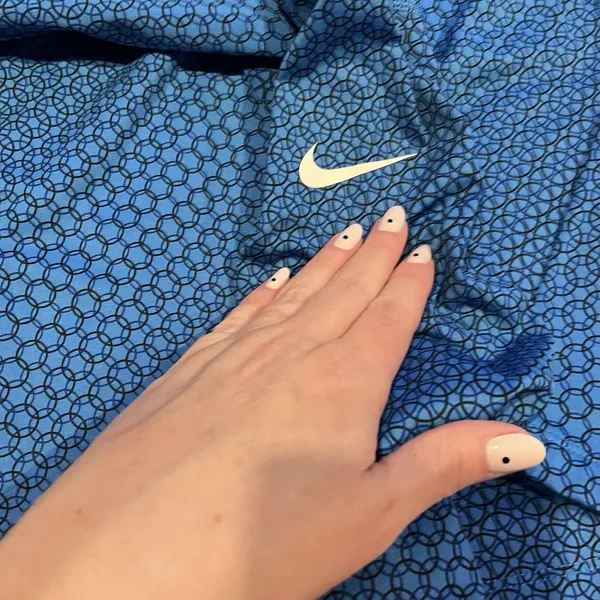 Nike Pro Dri Fit 1/2 Zip Pull over Women's Medium Blue Geo Print Running Walking - Image 9