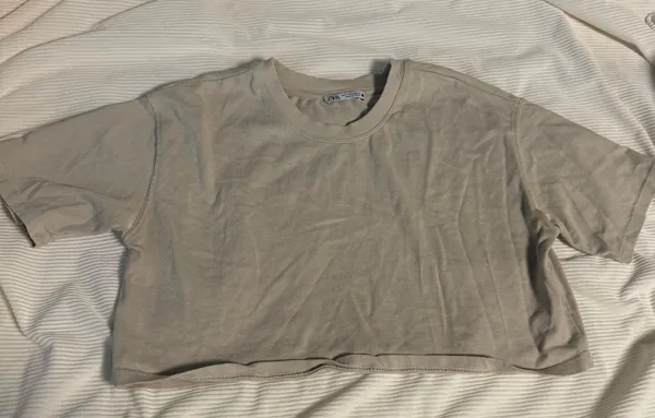 Cropped Tee - Image 3