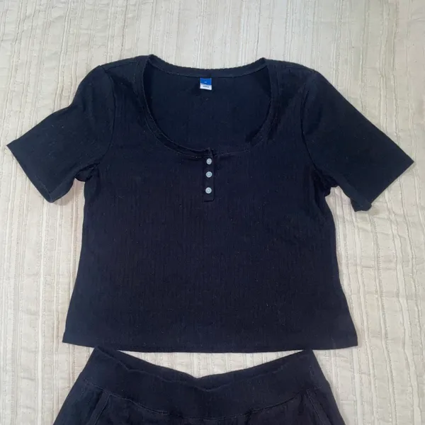 Old Navy ribbed Henley pajama lounge set - Image 2