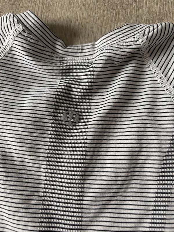 Lululemon Swiftly Short Sleeve - Image 4