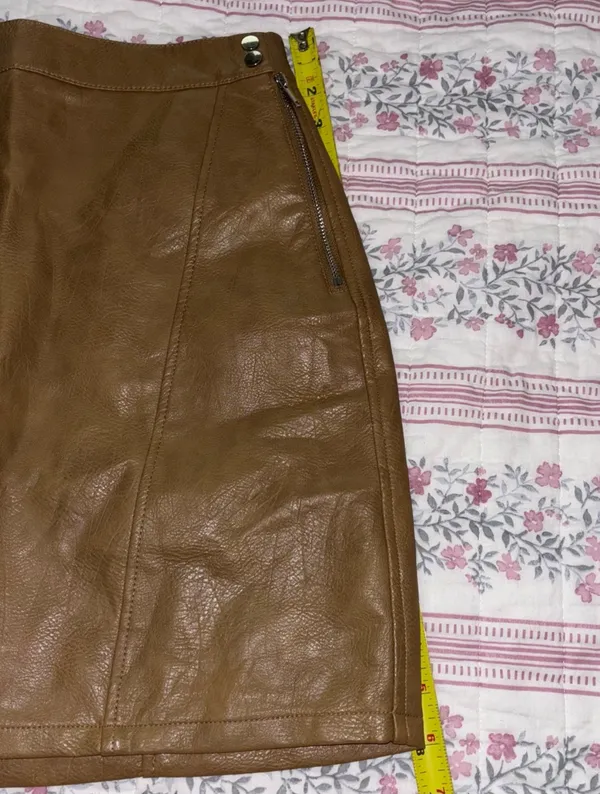 Zara Basiz Collection Fauz Leather Skirt - Image 9