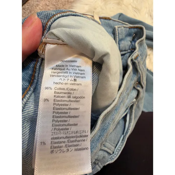 Madewell Women's Sz 26 Petite The Perfect Vintage Jean Light Wash Distressed Raw - Image 10