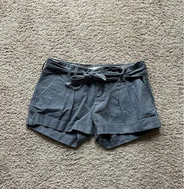 Abercrombie Low-Rise Shorts - Image 2