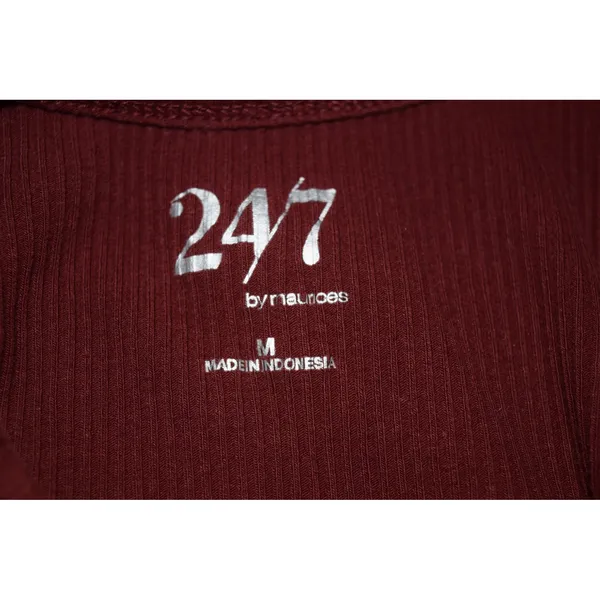 Maurices Tank Top Womens Medium Burgundy Excellent Ribbed Knit 24/7 Basic Tank - Image 3