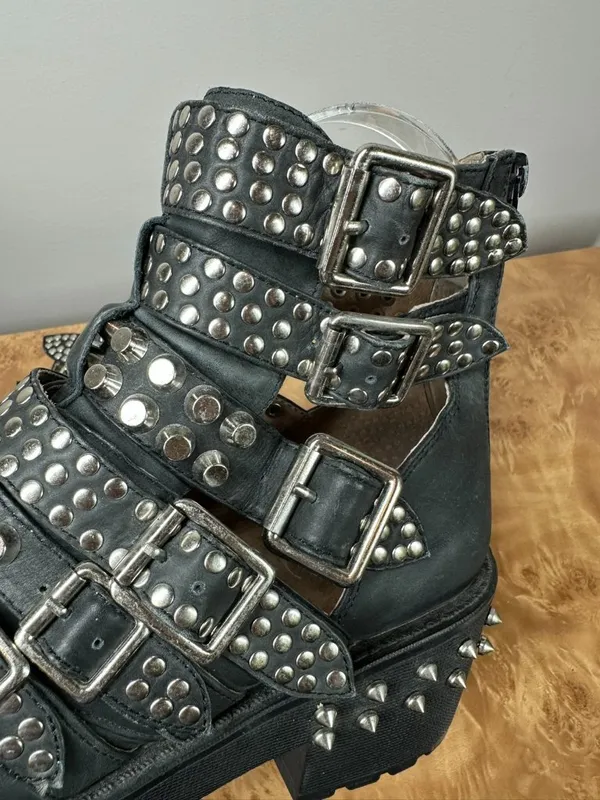 Jeffrey Campbell Starburst Studded Leather Buckle Lug Sole Boots 8.5 Goth Punk - Image 7
