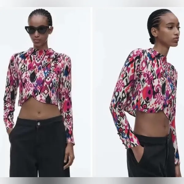 ZARA Abstract Print Mock Neck Long-Sleeve Crop‎ Top Size Small Pink Purple Blue - Image 4