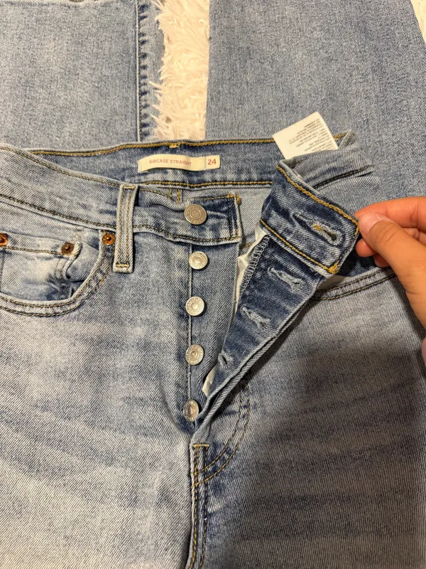 Levi’s Jeans - Image 2