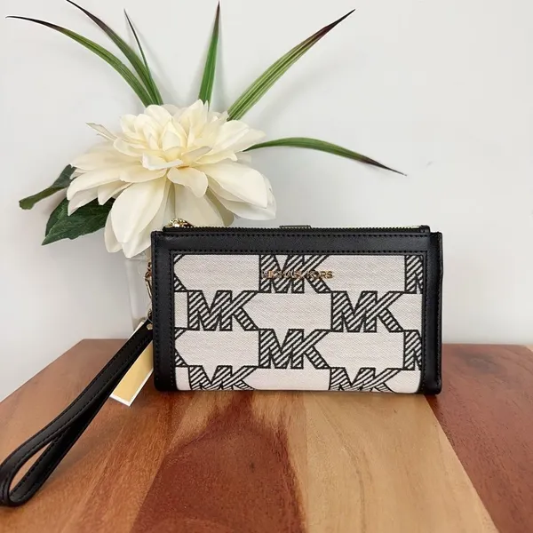 NWT Michael Kors Jet Set Travel‎ Large Double Zip Wristlet Graphic Logo - Image 2